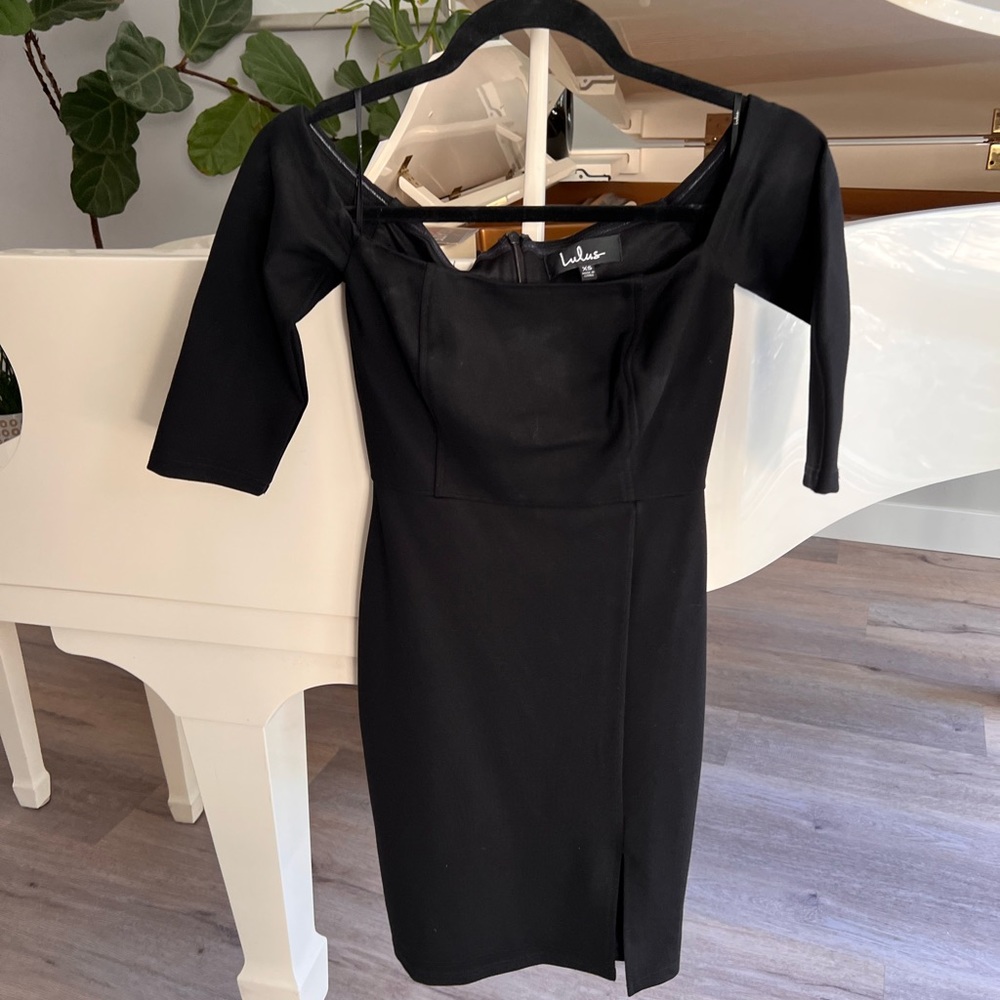 Lulus little black dress